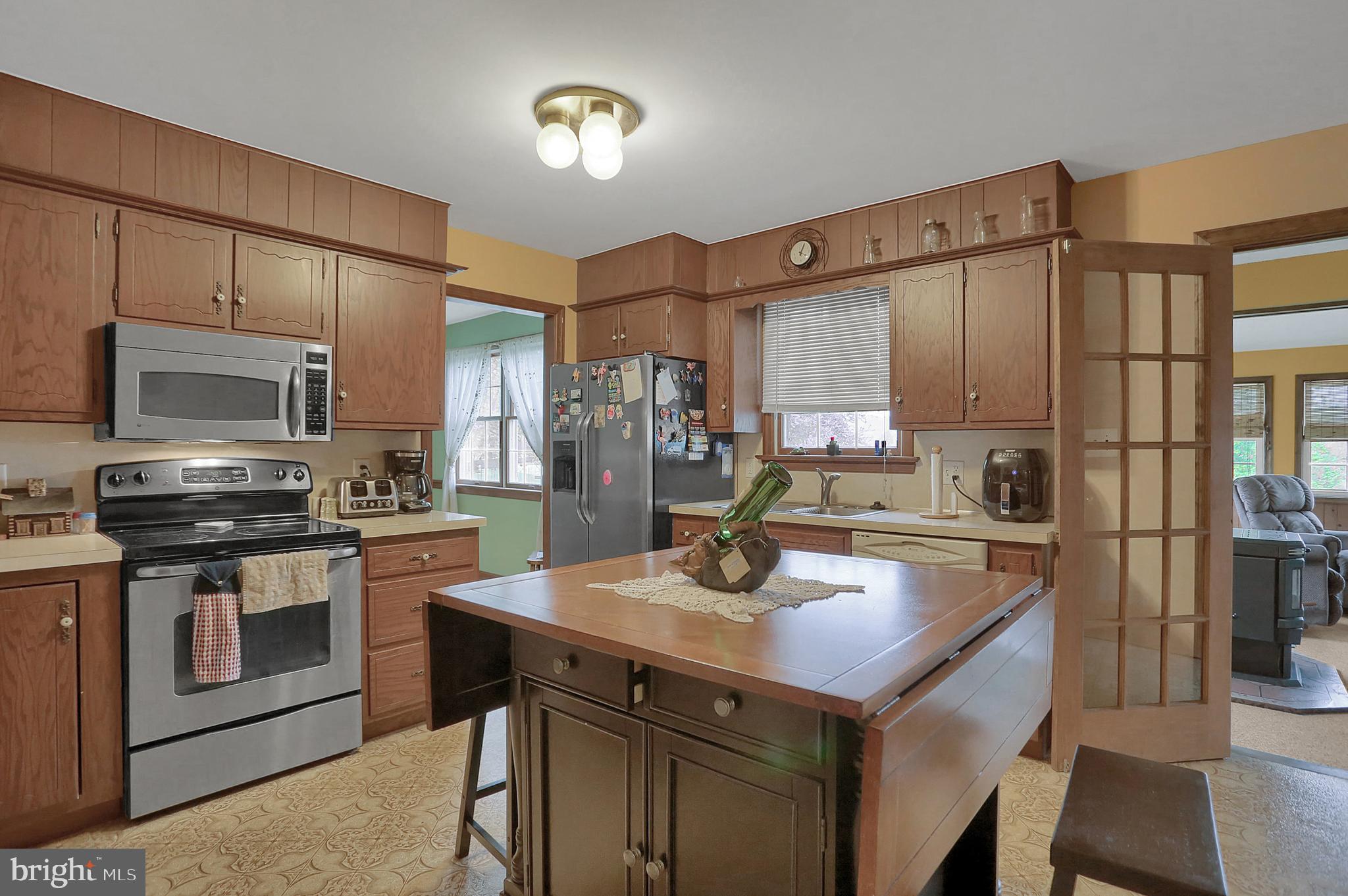 8256 Elizabethtown Road Elizabethtown, PA 17022 - Photo 6 of 39