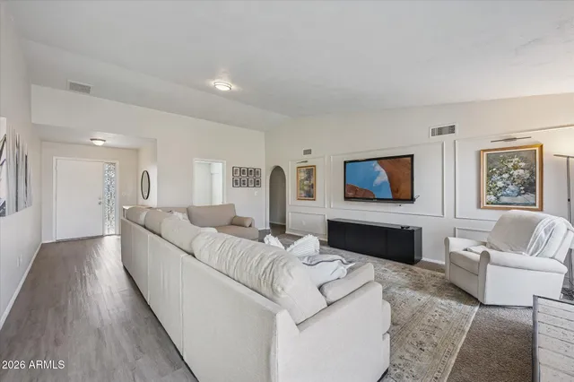 $515,000 | 902 West Barrow Drive, Chandler, AZ 85225