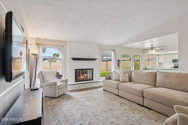 $515,000 | 902 West Barrow Drive, Chandler, AZ 85225