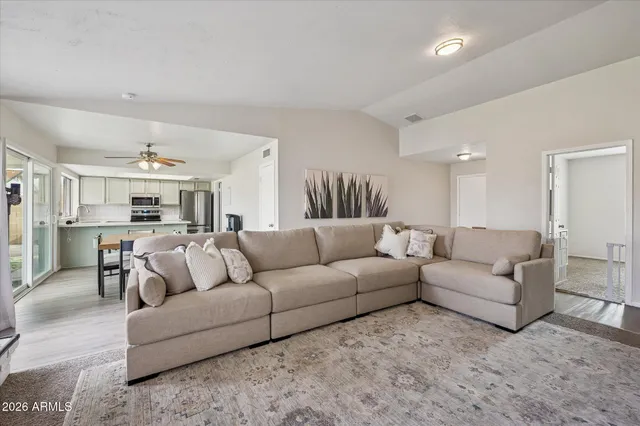 $515,000 | 902 West Barrow Drive, Chandler, AZ 85225