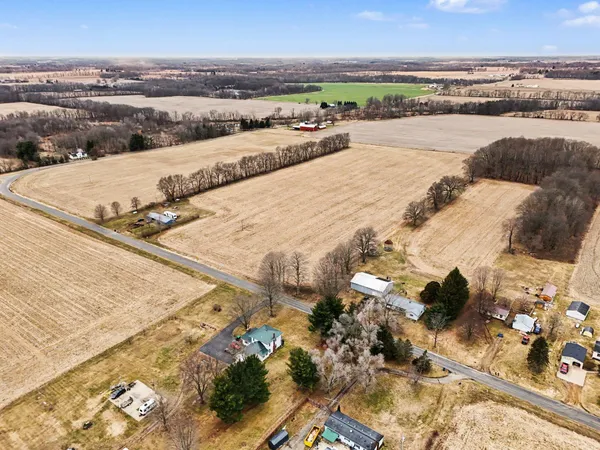 $600,000 | 4761 2 Mile Road, East Leroy, MI 49051