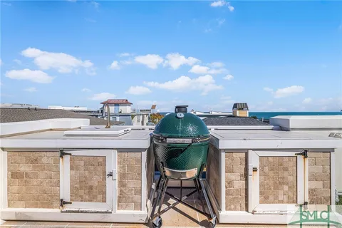 $1,950,000 | 8 18th Street, Tybee Island, GA 31328
