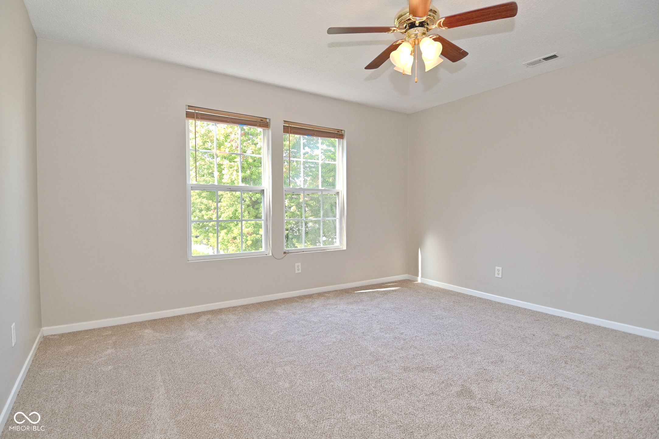 9217 Middlebury Way Indianapolis, IN 46113 - Photo 11 of 24