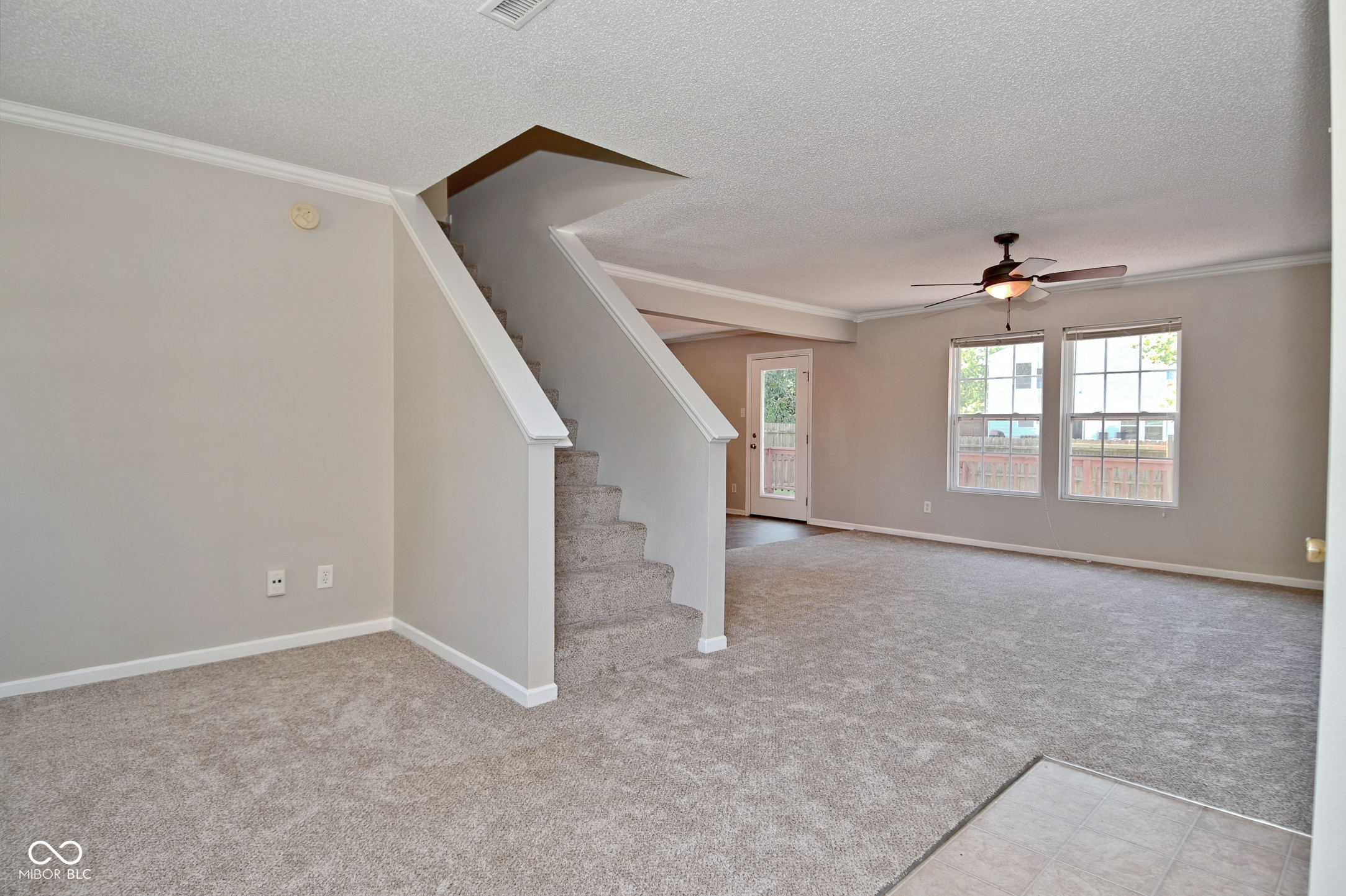 9217 Middlebury Way Indianapolis, IN 46113 - Photo 3 of 24