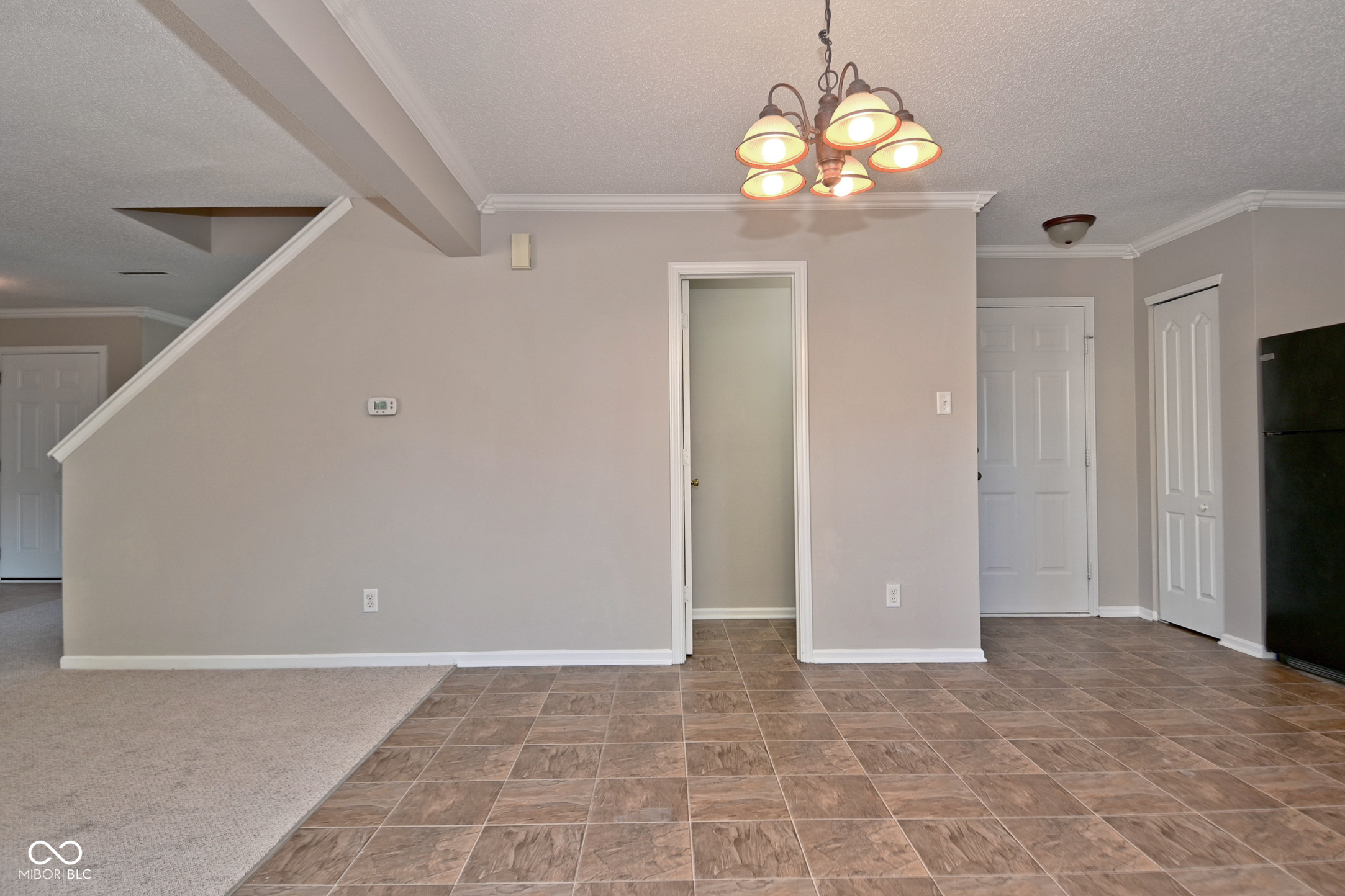 9217 Middlebury Way Indianapolis, IN 46113 - Photo 8 of 24