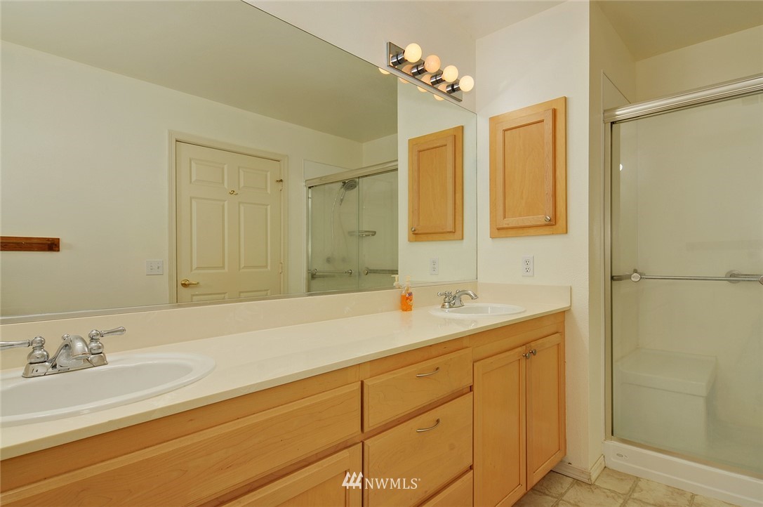 19163 110th Place Southeast, Unit 19159 Renton, WA 98055 - Photo 14 of 22 Gallery Image 14