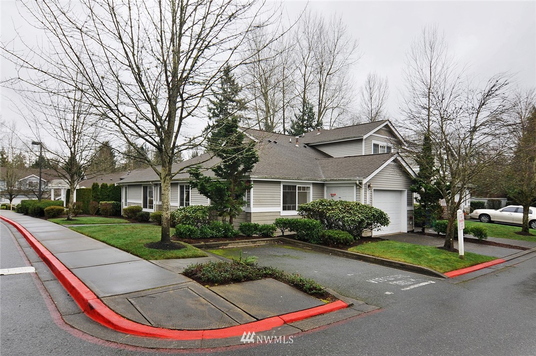 19163 110th Place Southeast, Unit 19159 Renton, WA 98055 - Photo 4 of 22 Gallery Image 4