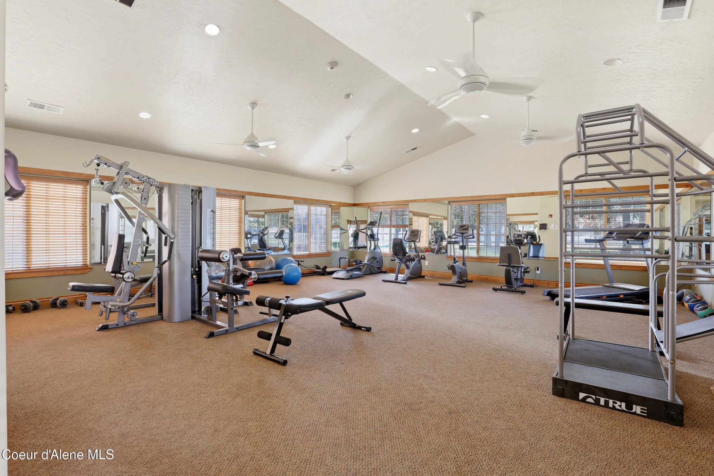 6800 North Spurwing Loop, Unit 202 Coeur D'Alene, ID 83815 - Photo 31 of 55 35_img_7374