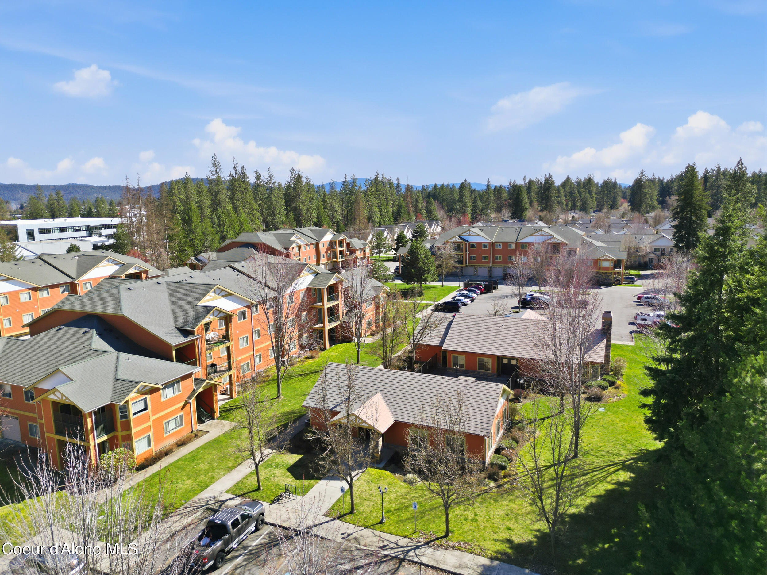 6800 North Spurwing Loop, Unit 202 Coeur D'Alene, ID 83815 - Photo 45 of 55 49_dji_0172