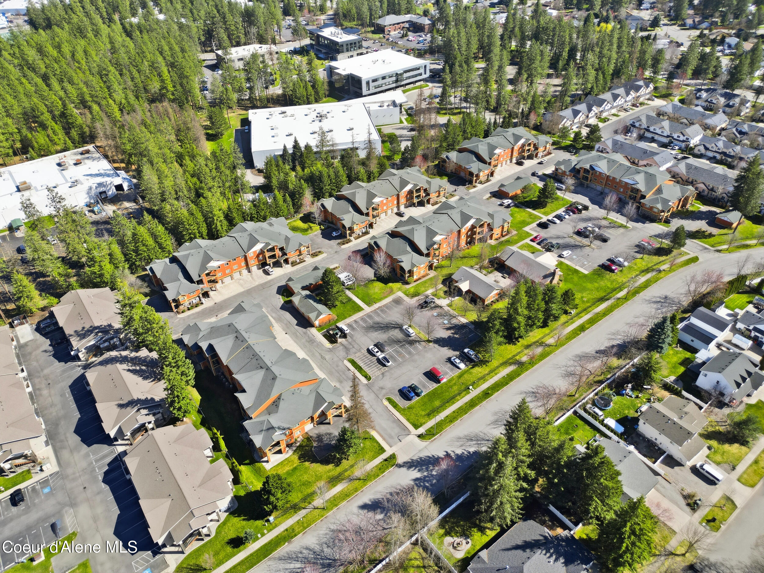 6800 North Spurwing Loop, Unit 202 Coeur D'Alene, ID 83815 - Photo 46 of 55 50_dji_0174