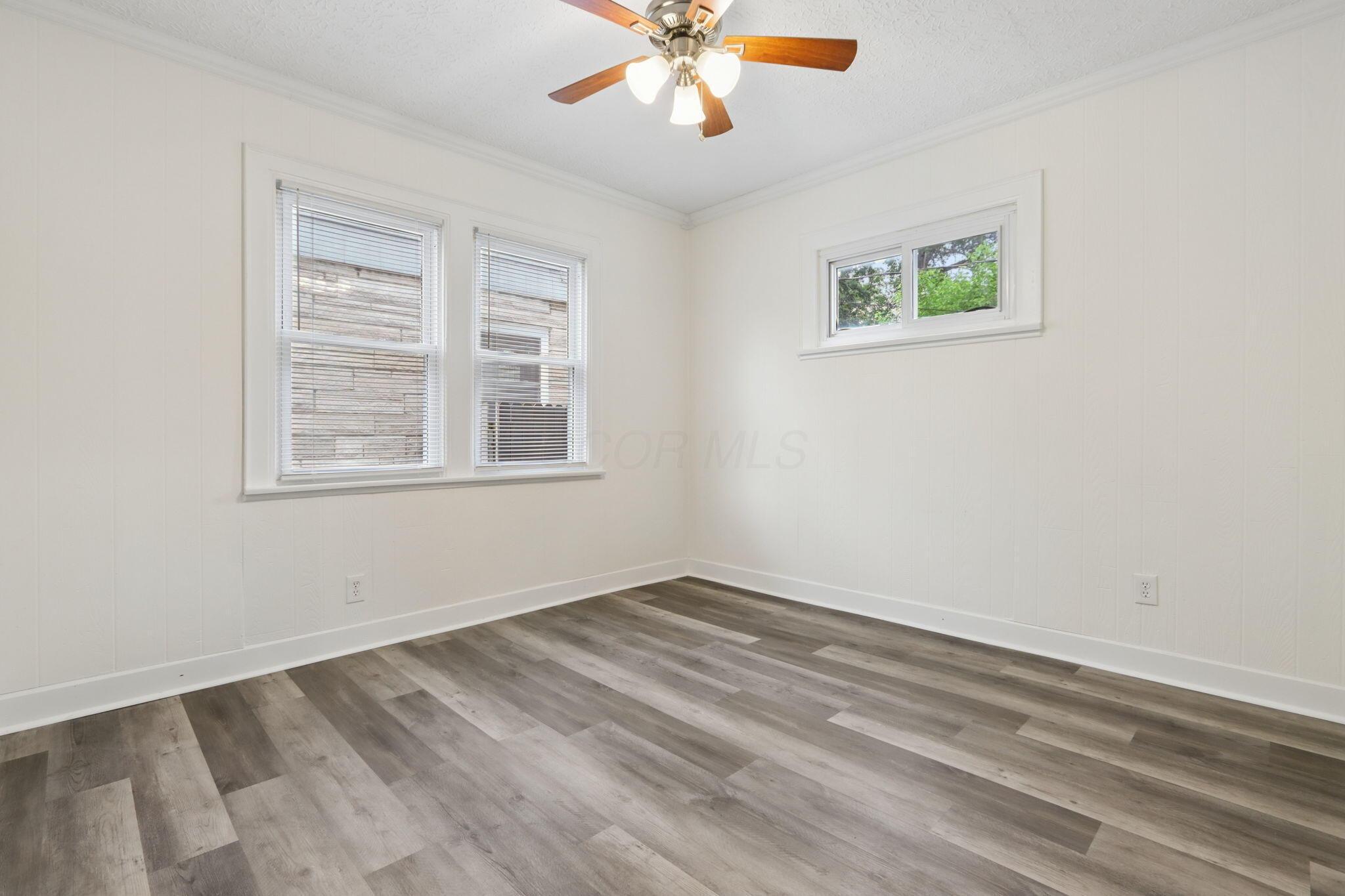 1470 East Weber Road Columbus, OH 43211 - Photo 10 of 36 FORMAL DINING ROOM