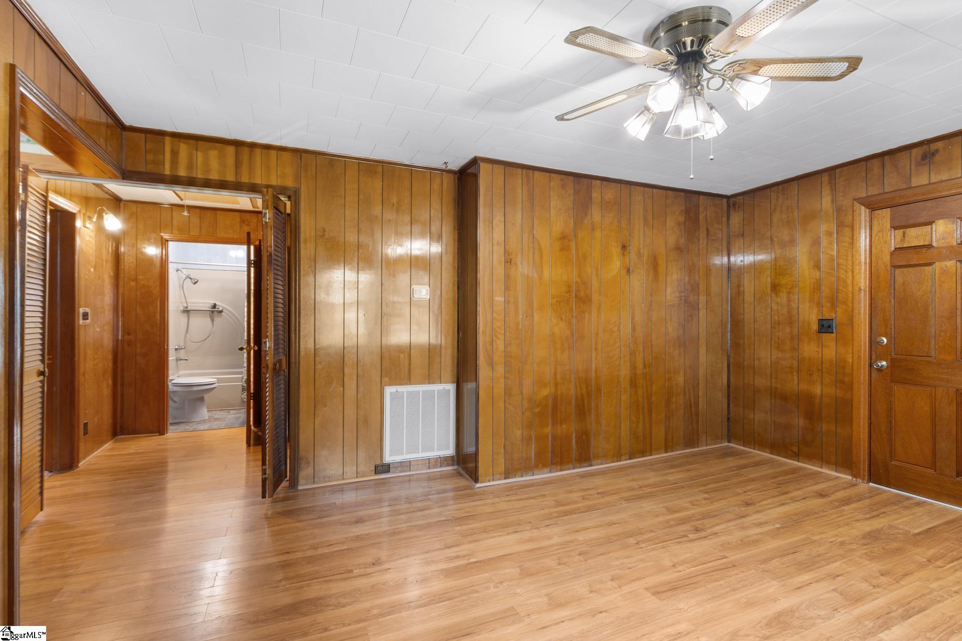 201 Mc Donald Street Whitmire, SC 29178 - Photo 8 of 35