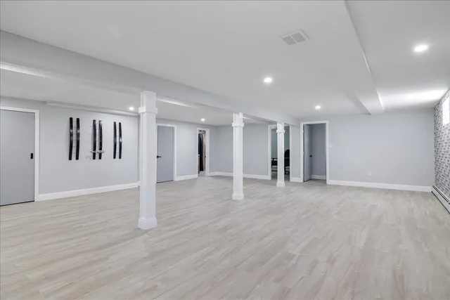 $1,649,999 | 3715 Hortons Lane, Southold, NY 11971