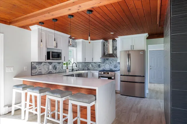 $1,649,999 | 3715 Hortons Lane, Southold, NY 11971