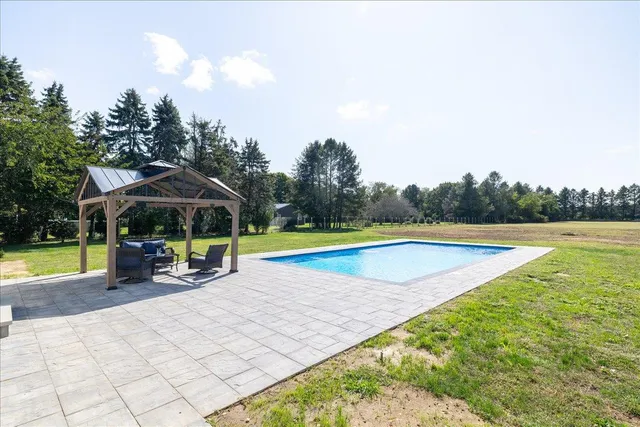 $1,649,999 | 3715 Hortons Lane, Southold, NY 11971