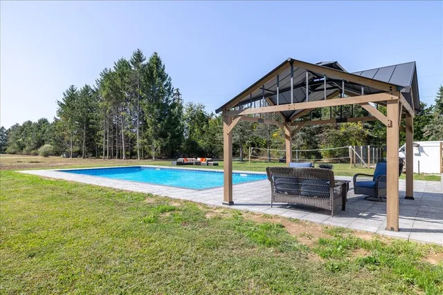 $1,649,999 | 3715 Hortons Lane, Southold, NY 11971