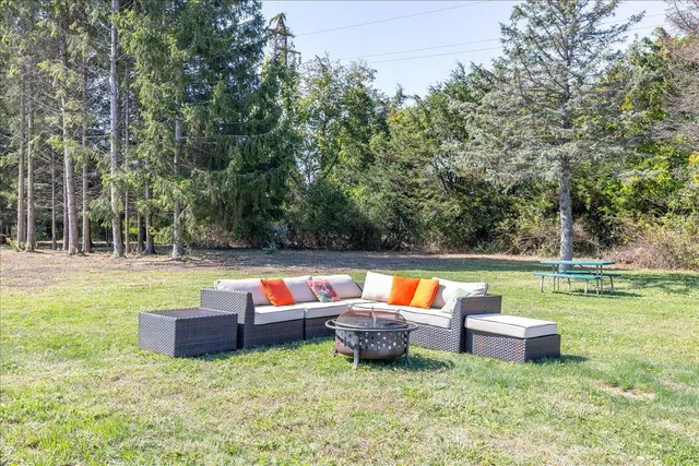 $1,649,999 | 3715 Hortons Lane, Southold, NY 11971