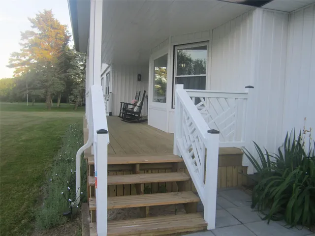 $1,649,999 | 3715 Hortons Lane, Southold, NY 11971