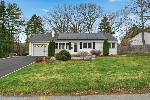 $749,900 | 223 Edgewater Drive, Framingham, MA 01702