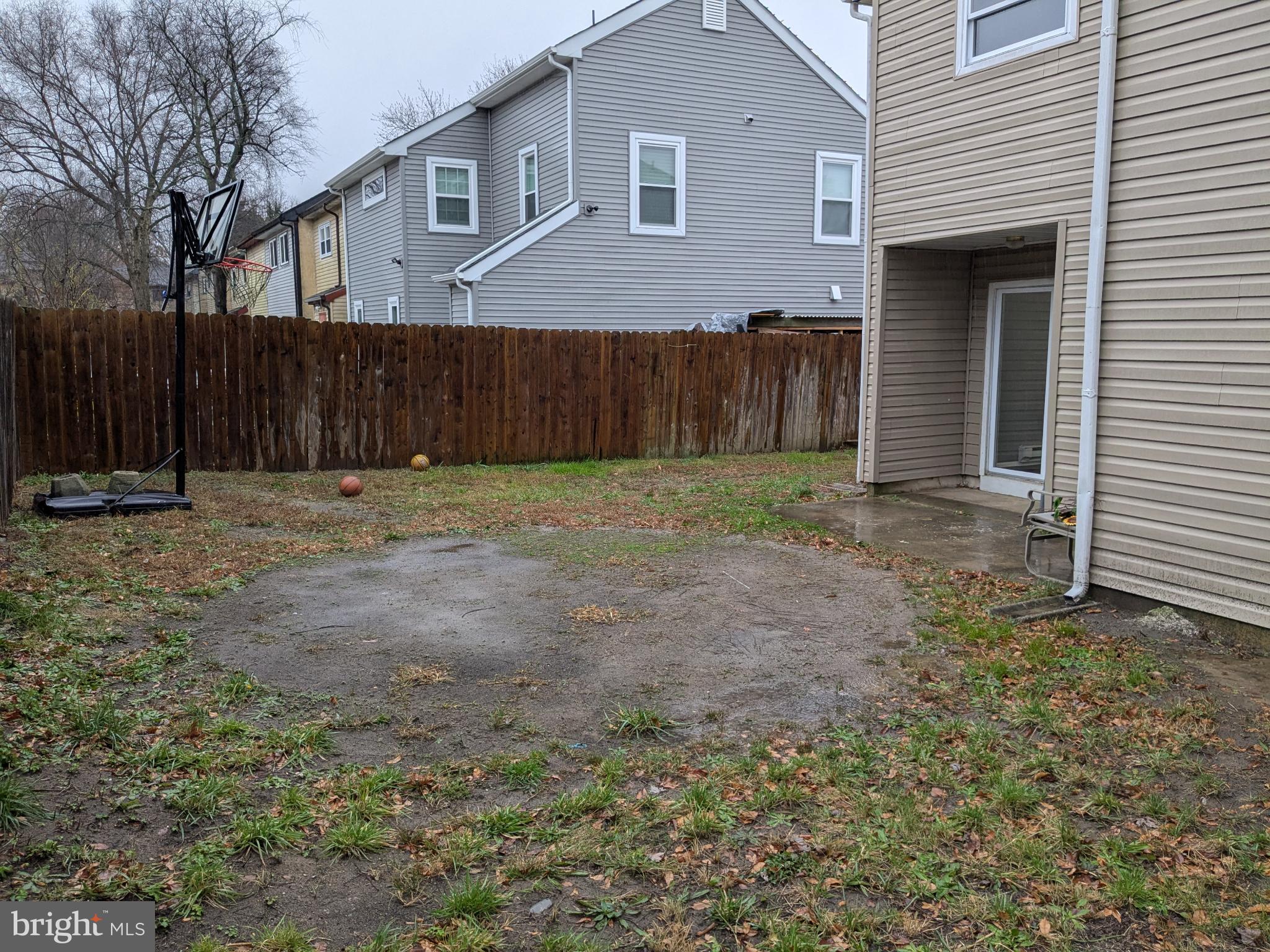 51 Noble Road Sicklerville, NJ 08081 - Photo 26 of 27 a view of a backyard