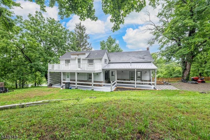 68 Libertyville Road Wantage, NJ 07461 - Photo 2 of 31