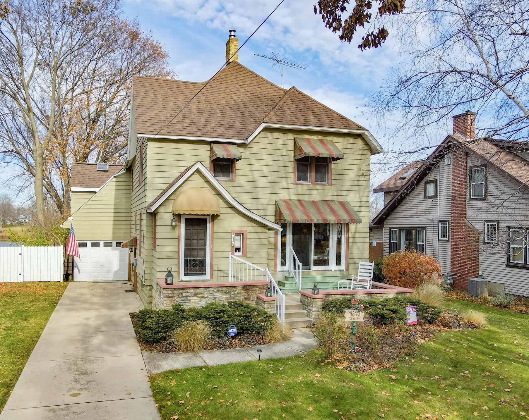 519 East Milwaukee Fort Atkinson, WI 53538 - Photo 3 of 64