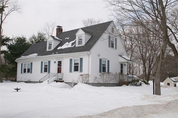 22 Phillips Road Lynnfield, MA 01940 - Photo 1 of 1 Gallery Image 1