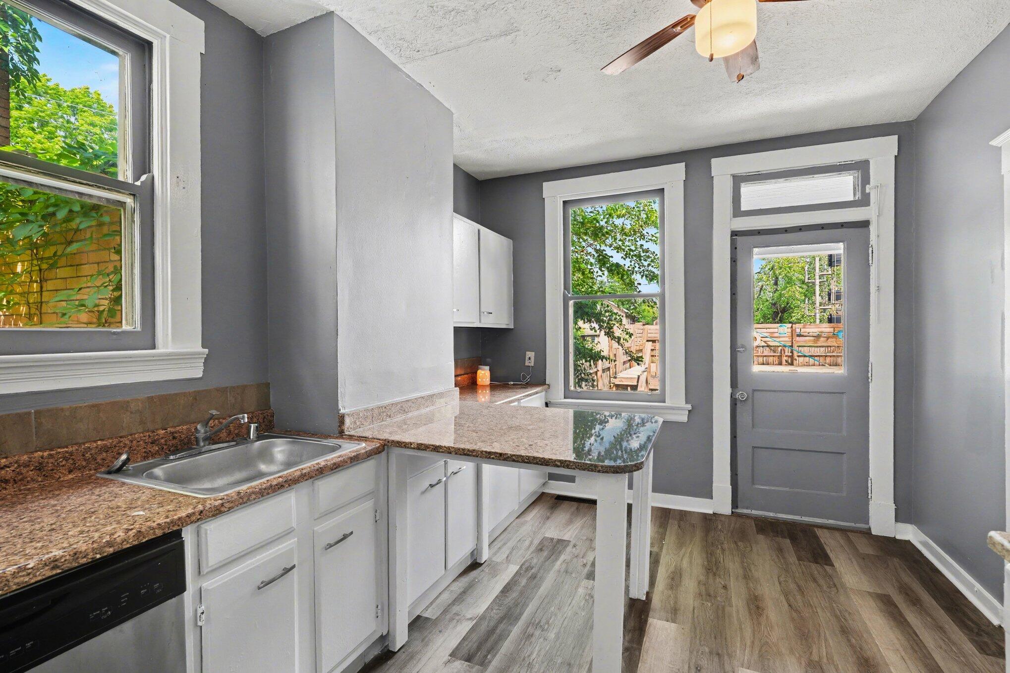 3704 Huntington Avenue Covington, KY 41015 - Photo 8 of 21