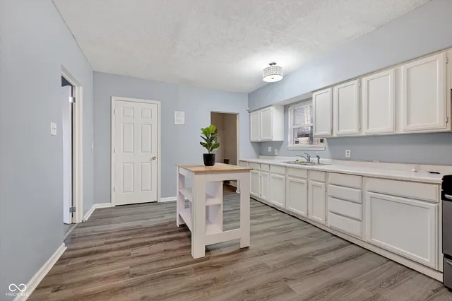 $321,500 | 2640 Guilford Avenue, Indianapolis, IN 46205