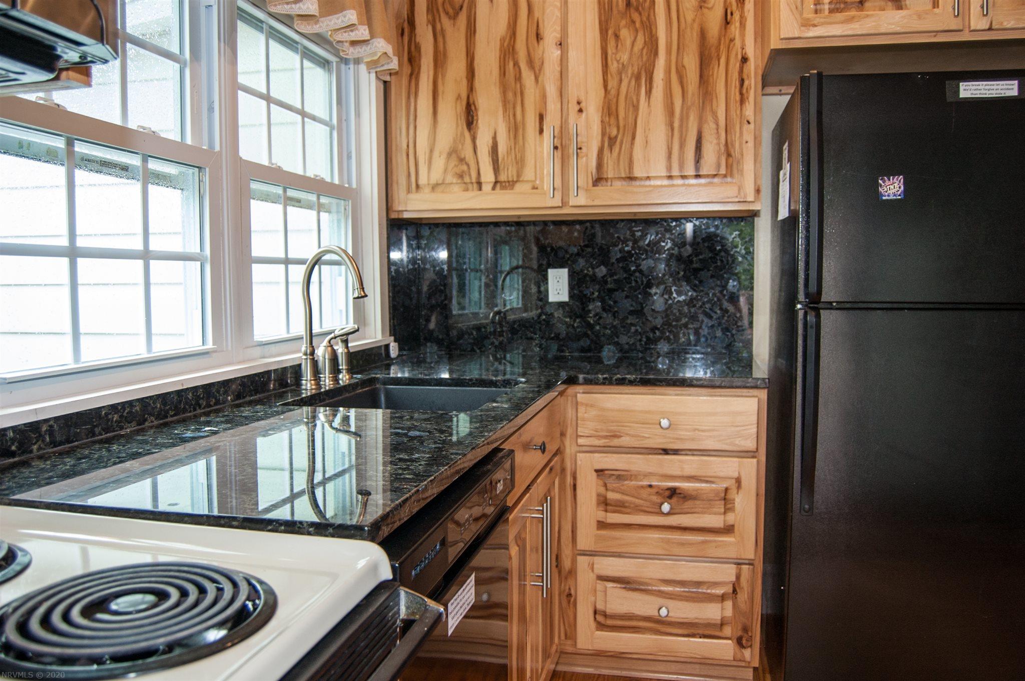 3312 Mt Olivet Road Pulaski, VA 24301 - Photo 28 of 38 Gallery Image 28