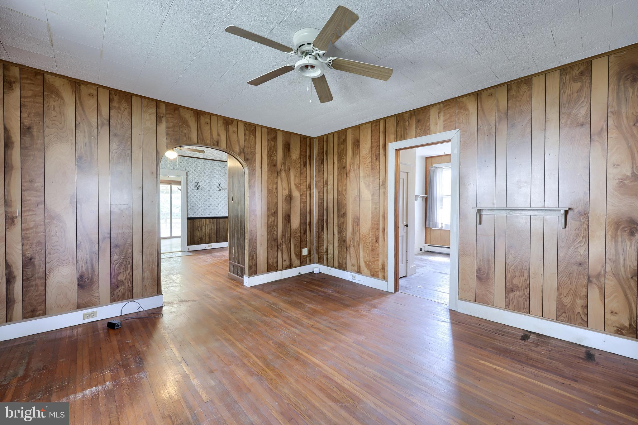 145 Elmwood Road Lancaster, PA 17602 - Photo 6 of 25 Gallery Image 6