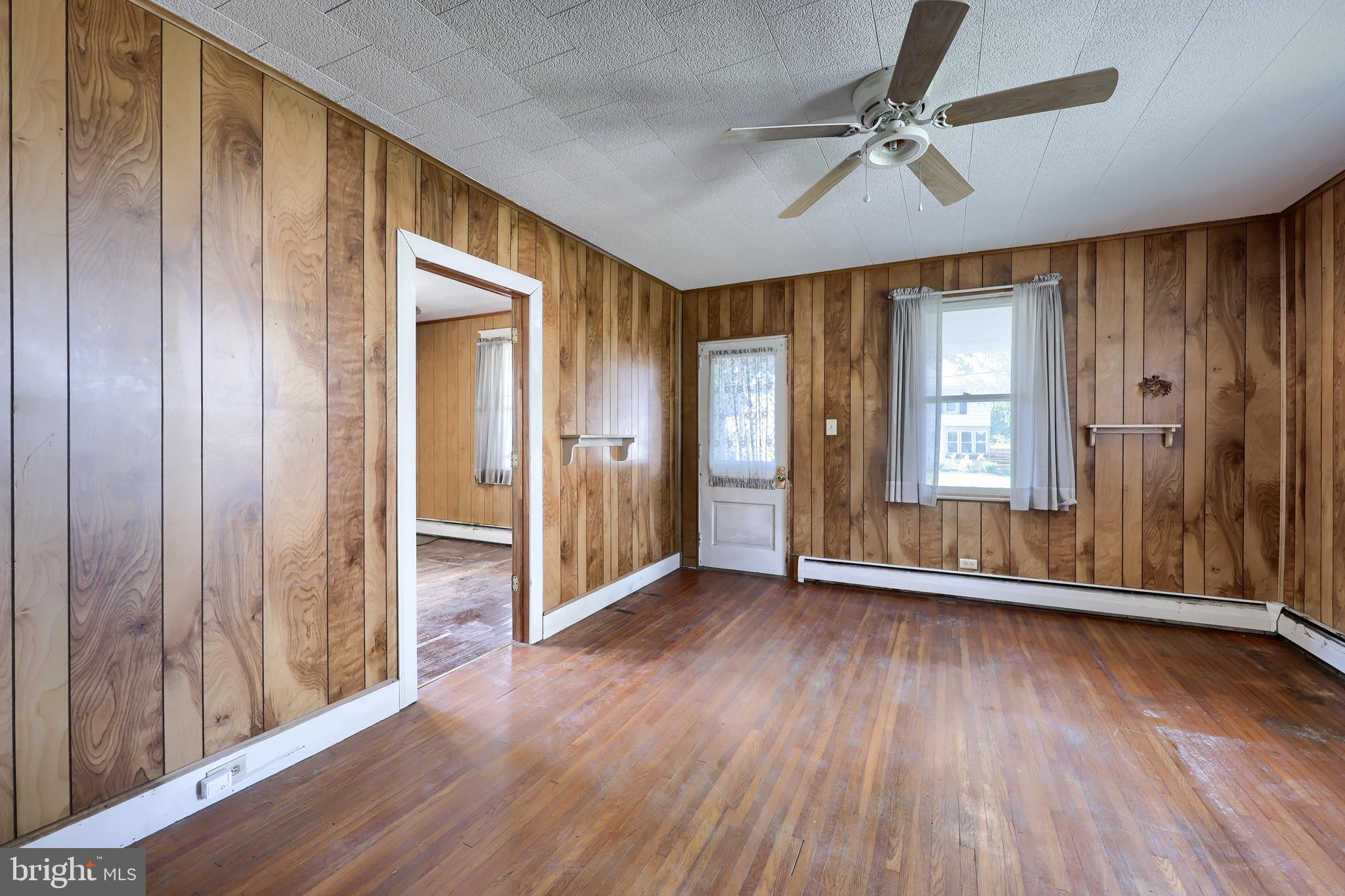145 Elmwood Road Lancaster, PA 17602 - Photo 9 of 25 Gallery Image 9
