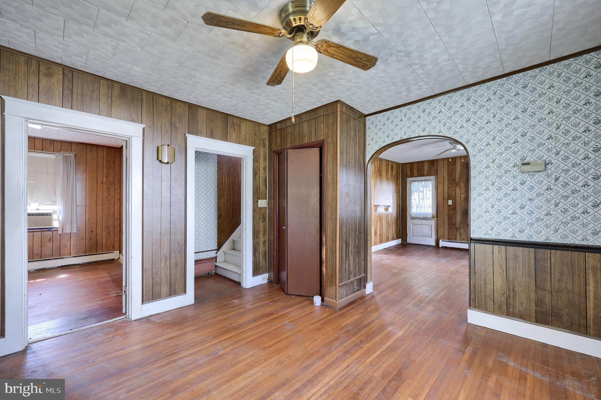 145 Elmwood Road Lancaster, PA 17602 - Photo 10 of 25 Gallery Image 10