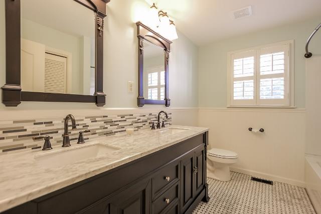 560 Hay Market Road Clarksville, TN 37043 - Photo 14 of 20 Main Bath