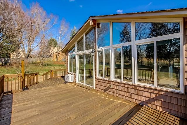 560 Hay Market Road Clarksville, TN 37043 - Photo 18 of 20 Deck - View of Sunroom