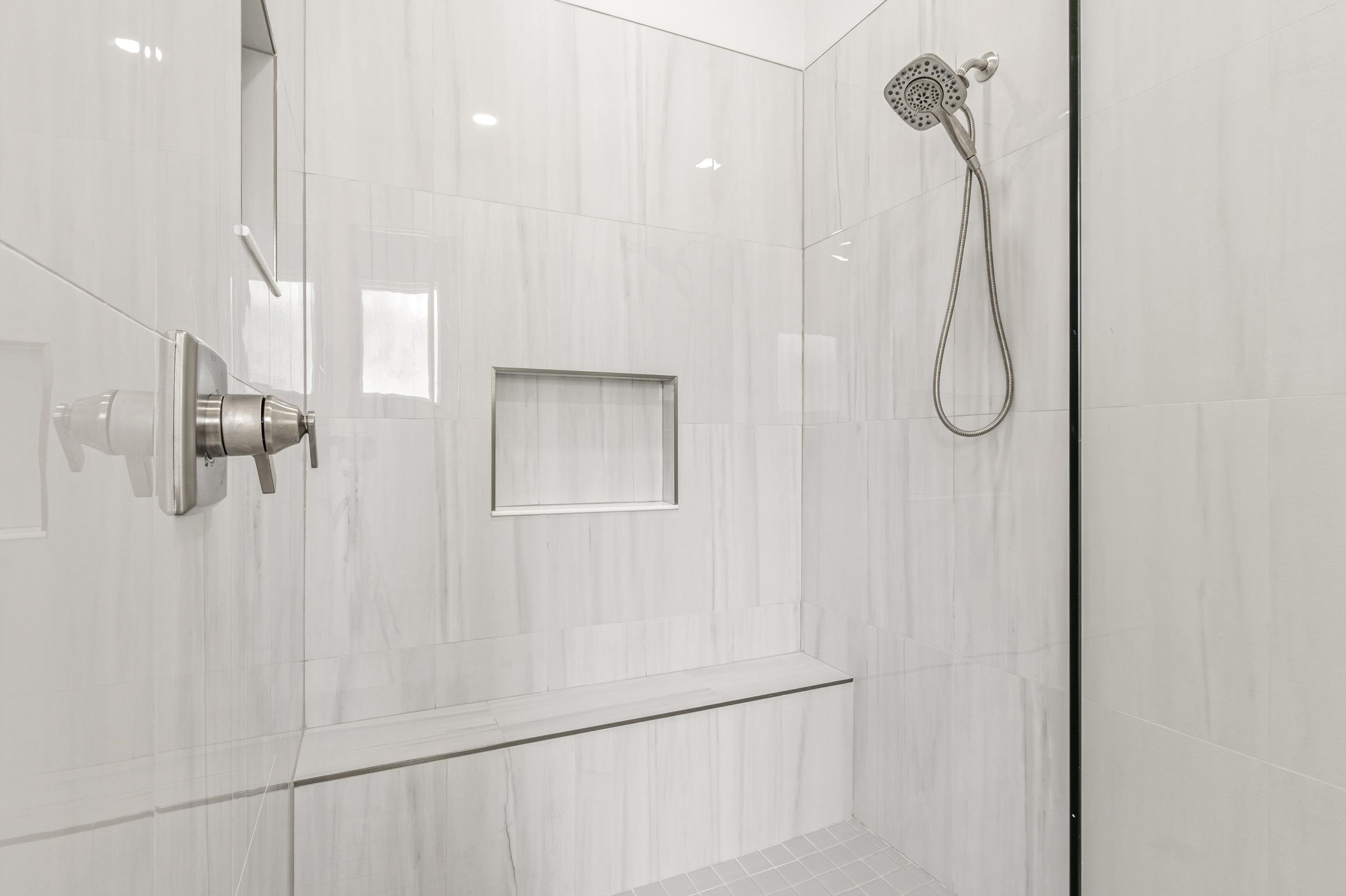 129 16th Street St. Augustine, FL 32080 - Photo 27 of 34 a bathroom with a shower