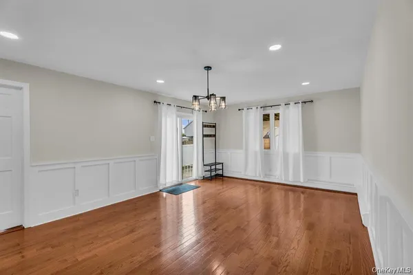 $4,000 | Undisclosed Address, Ronkonkoma, NY 11779