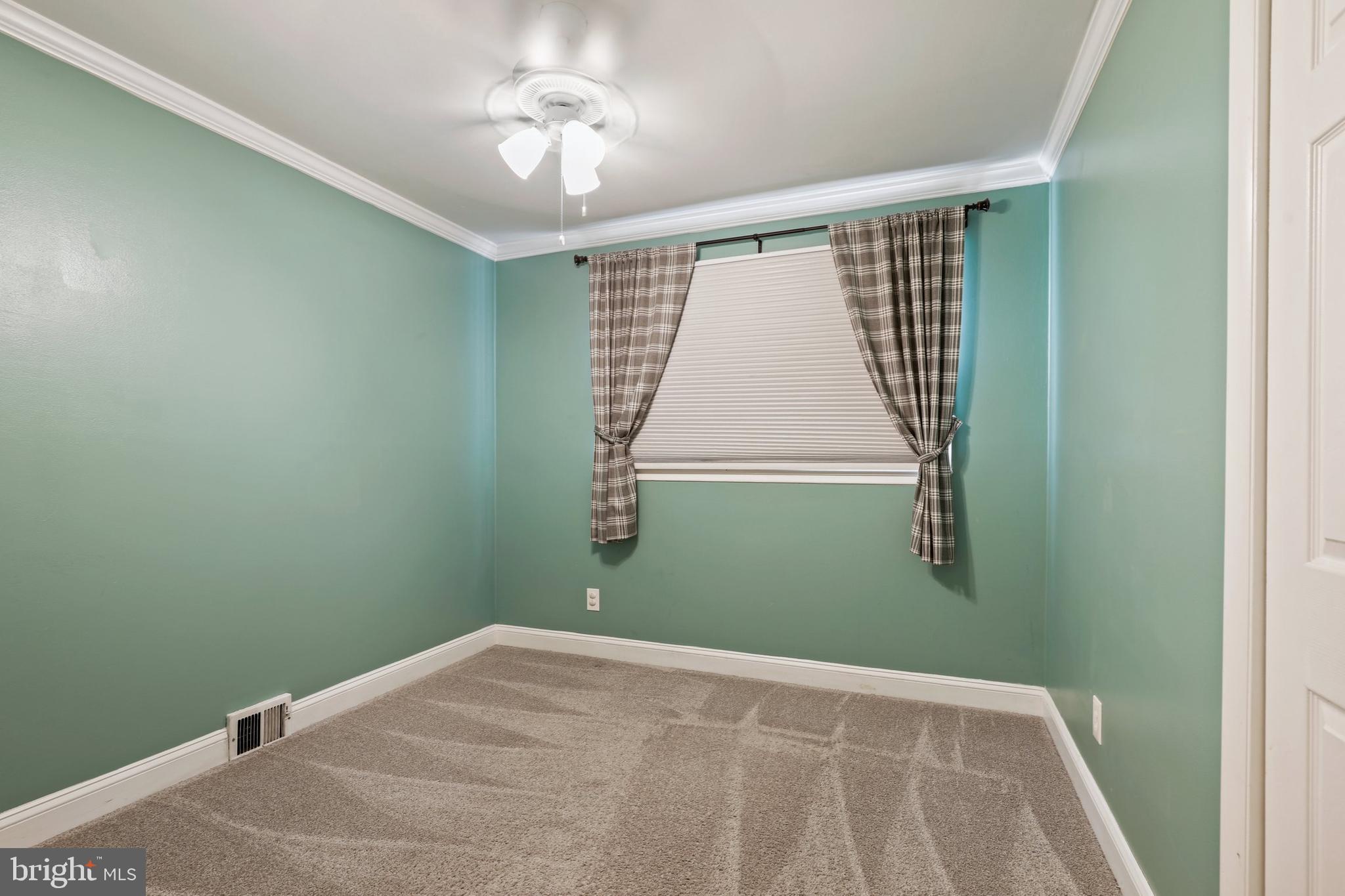 5207 Montgomery Street Springfield, VA 22151 - Photo 9 of 21