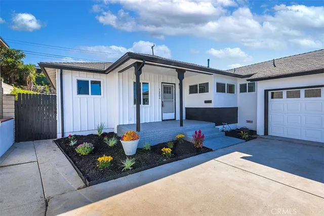 $929,900 | 14504 Manecita Drive, La Mirada, CA 90638