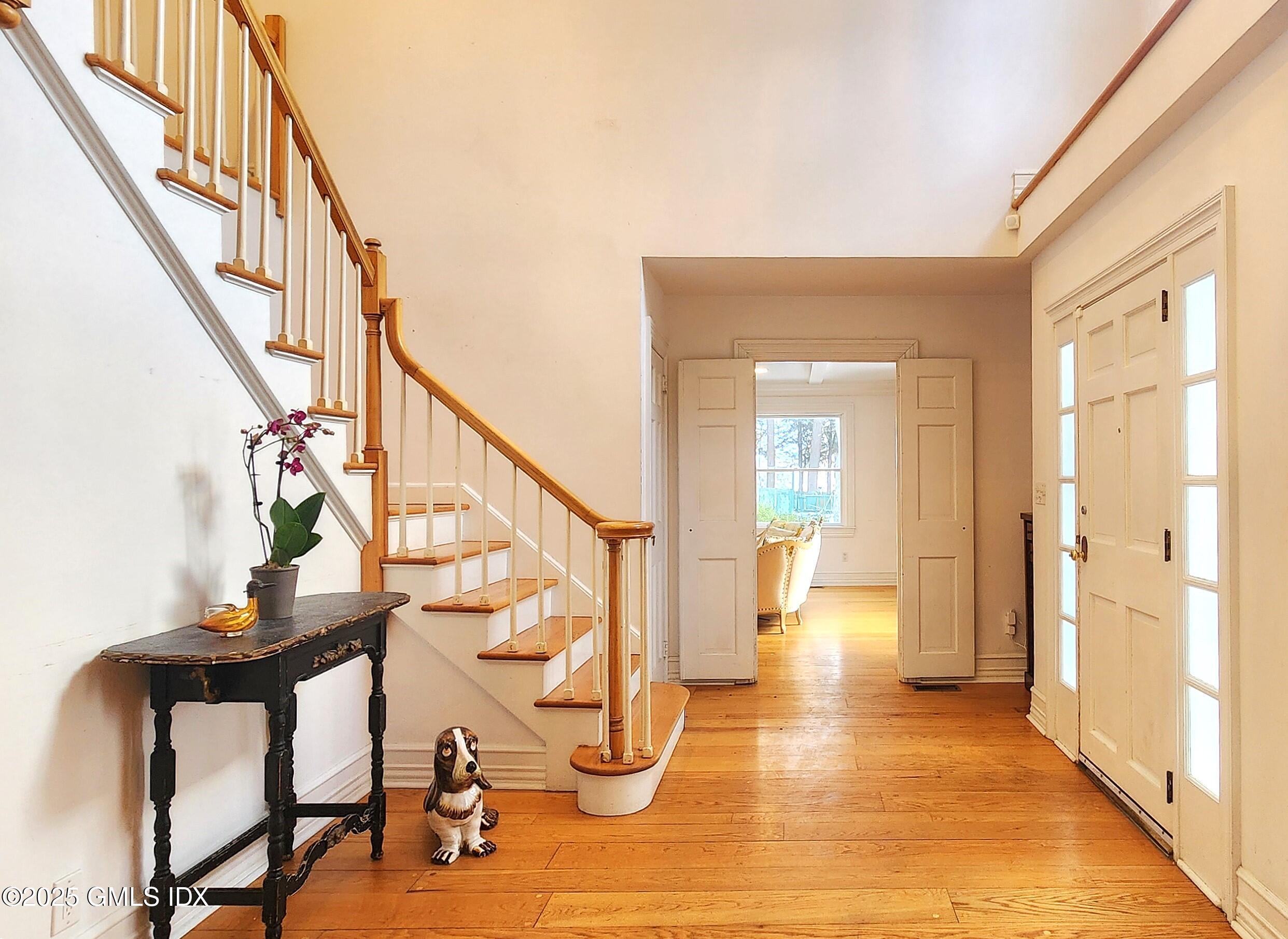 85 Cutler Road Greenwich, CT 06831 - Photo 7 of 38 Entry Hall 2