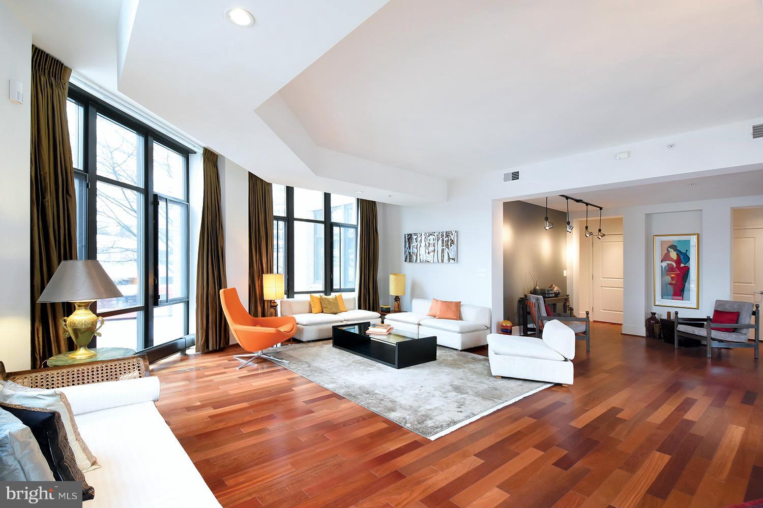 4301 Military Road Northwest, Unit 202 Washington, DC 20015 - Photo 11 of 30 Living Room