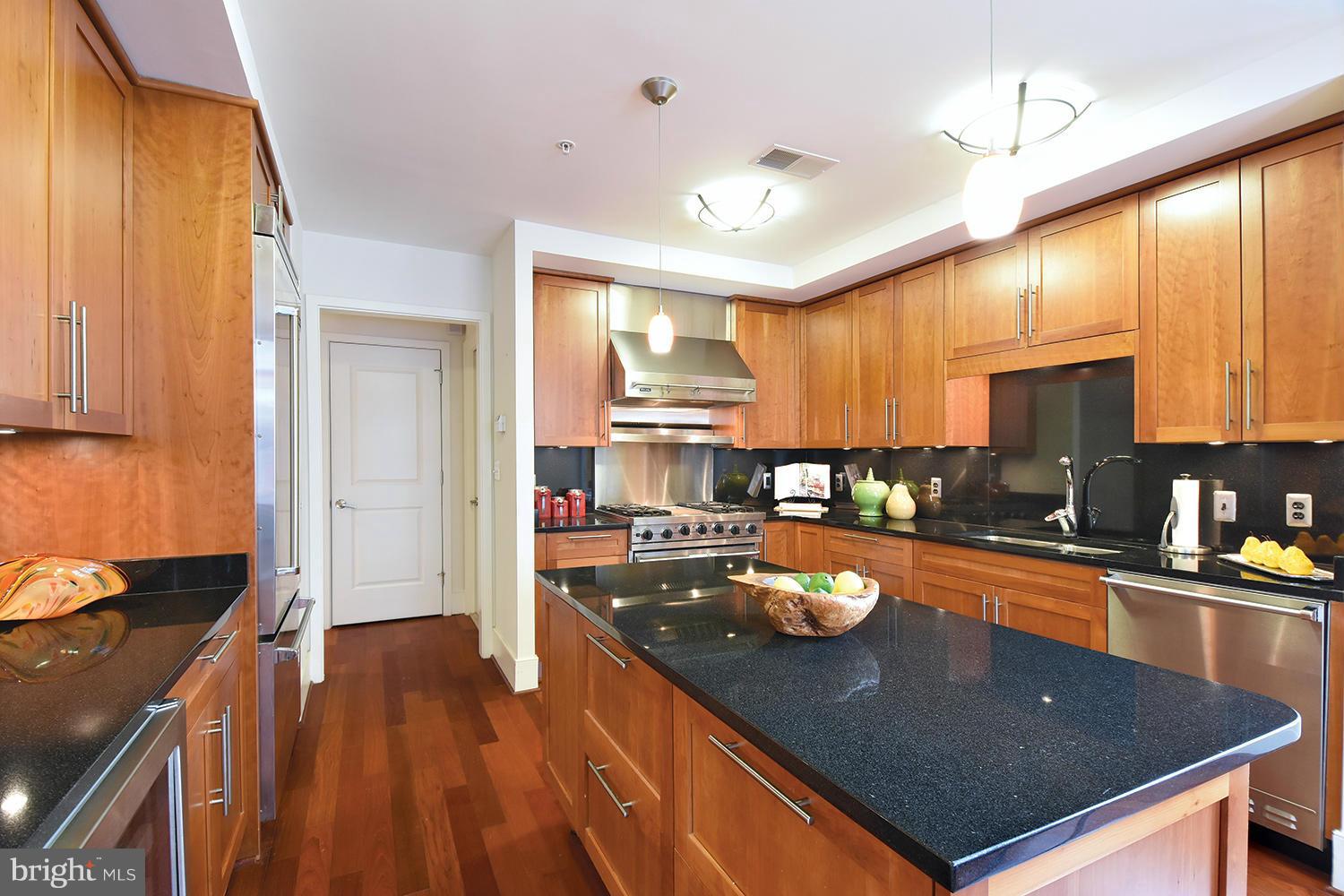 4301 Military Road Northwest, Unit 202 Washington, DC 20015 - Photo 18 of 30 Kitchen