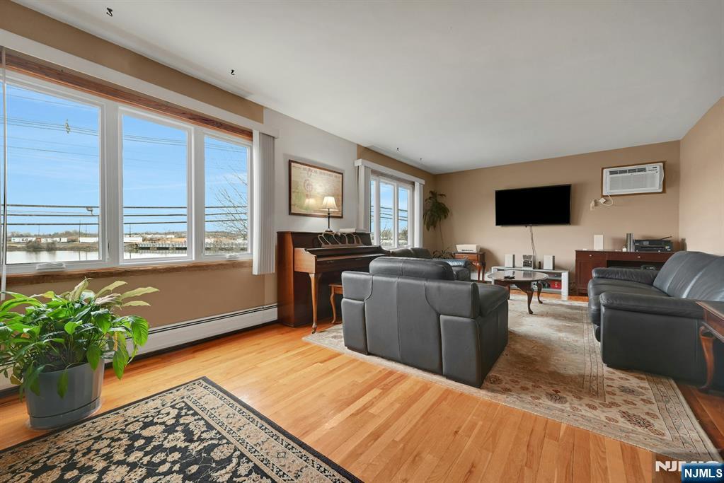 68 Bergen Turnpike Ridgefield Park, NJ 07660 - Photo 2 of 35