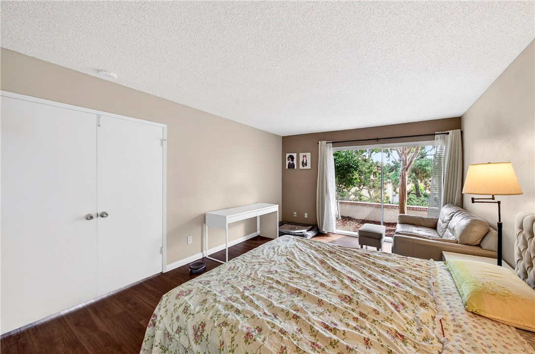 820 Vía Zapata Riverside, CA 92507 - Photo 19 of 37