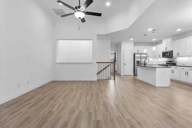 $399,000 | 117 Canonbury Drive, Lewisville, TX 75067