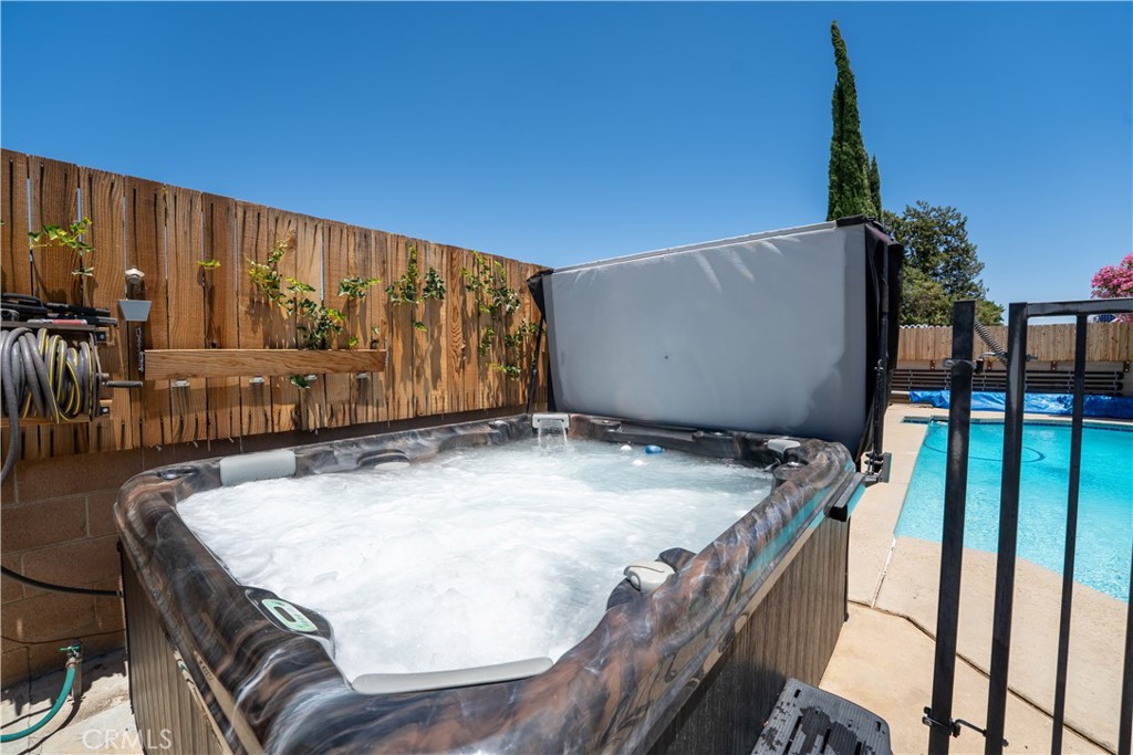 2501 East Avenue R4 Palmdale, CA 93550 - Photo 8 of 40 Can be purchased, check agent remarks.