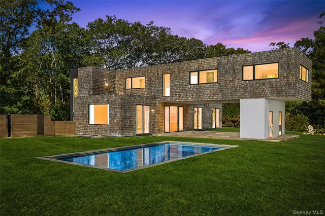 $4,750,000 | 26 Alewife Brook Road, East Hampton, NY 11937