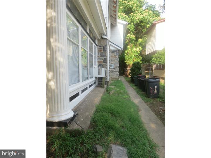 935 Wynnewood Road Philadelphia, PA 19151 - Photo 5 of 18 Exterior Side