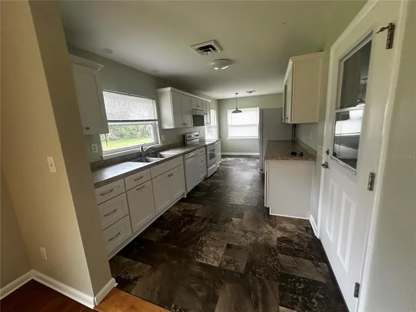 $2,400 | 510 Southwest 28th Street, Ocala, FL 34471