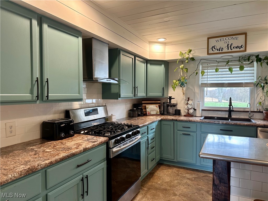 1775 Far View Road Akron, OH 44312 - Photo 8 of 46